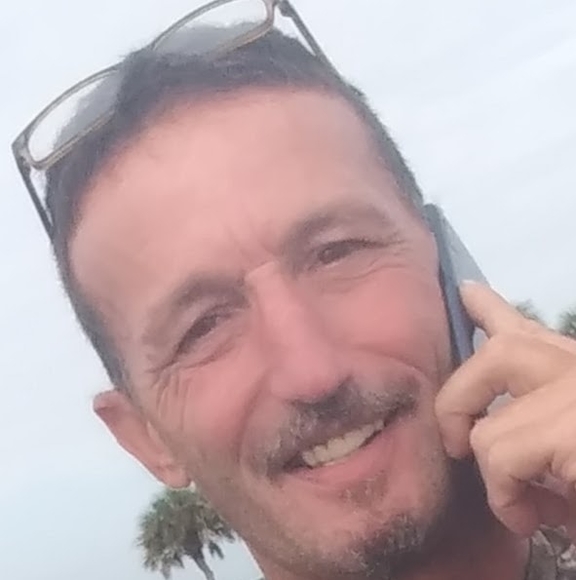 Meet your Posher, David - Picture 1 of 1